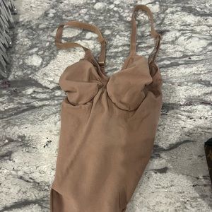SKIMS sculpting thong body suit worn once!